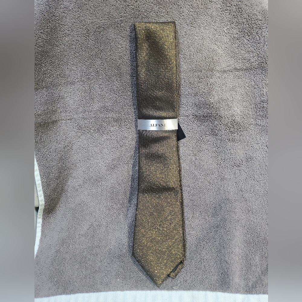 Alfani Gold Tie